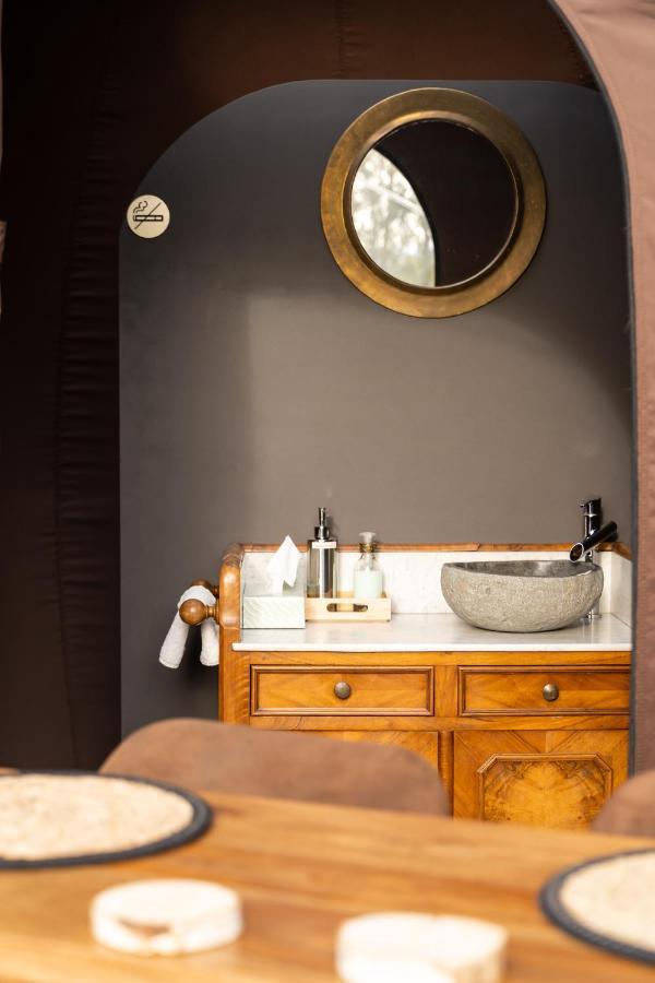 Cellsphair Houyet Exteriér fotografie